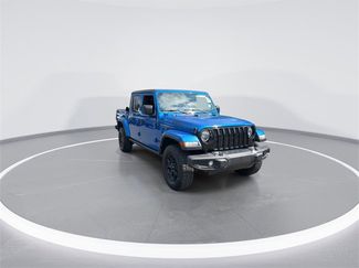 Used 2021 Jeep Gladiator Willys video 2