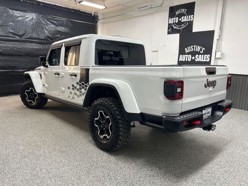Used 2021 Jeep Gladiator Rubicon AWD/4WD image 4
