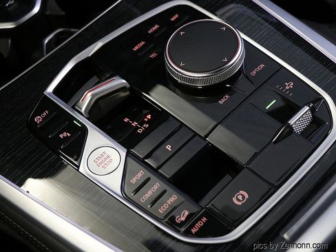 Certified 2023 BMW X7 xDrive40i w/ M Sport Package image 28