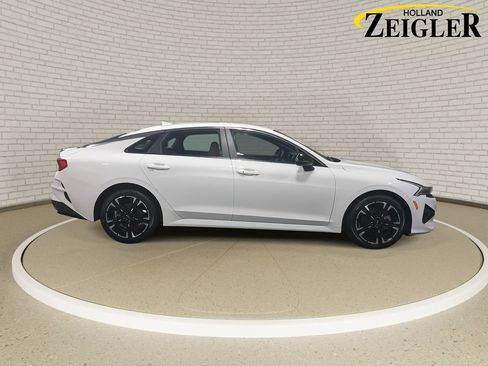 Used 2023 Kia K5 GT-Line w/ GT-Line Premium Package image 4