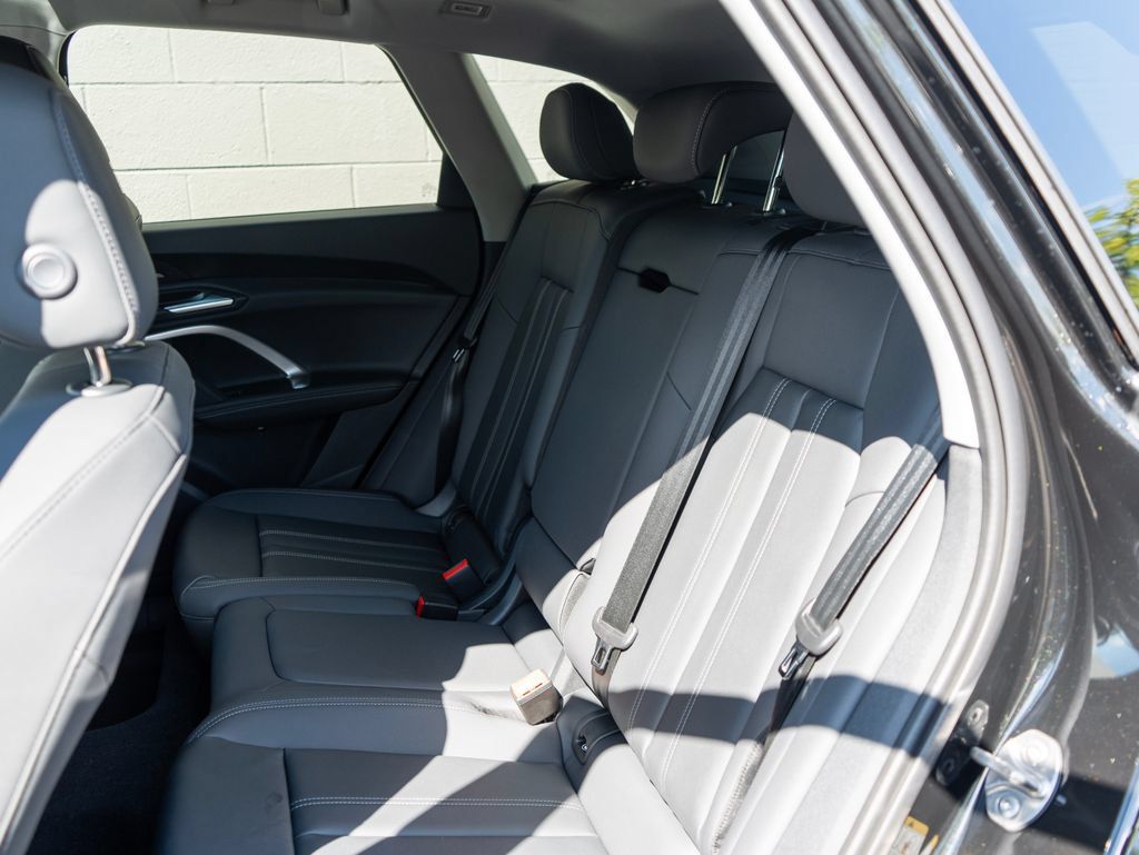New 2026 Audi Q5 Premium Plus AWD/4WD image 9