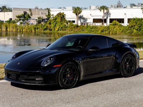 Used 2025 Porsche 911 Carrera RWD image 7