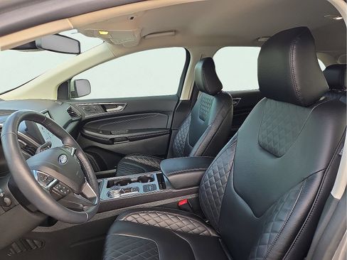 Used 2023 Ford Edge Titanium AWD/4WD image 13
