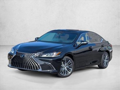 Used 2025 Lexus ES 300h w/ Premium Package