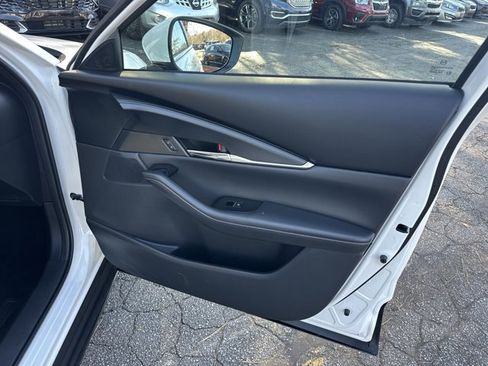 Used 2022 MAZDA CX-30 AWD 2.5 S w/ Preferred Package image 17