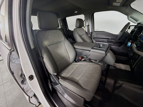 Used 2023 Ford F150 XL w/ XL Chrome Appearance Package image 33