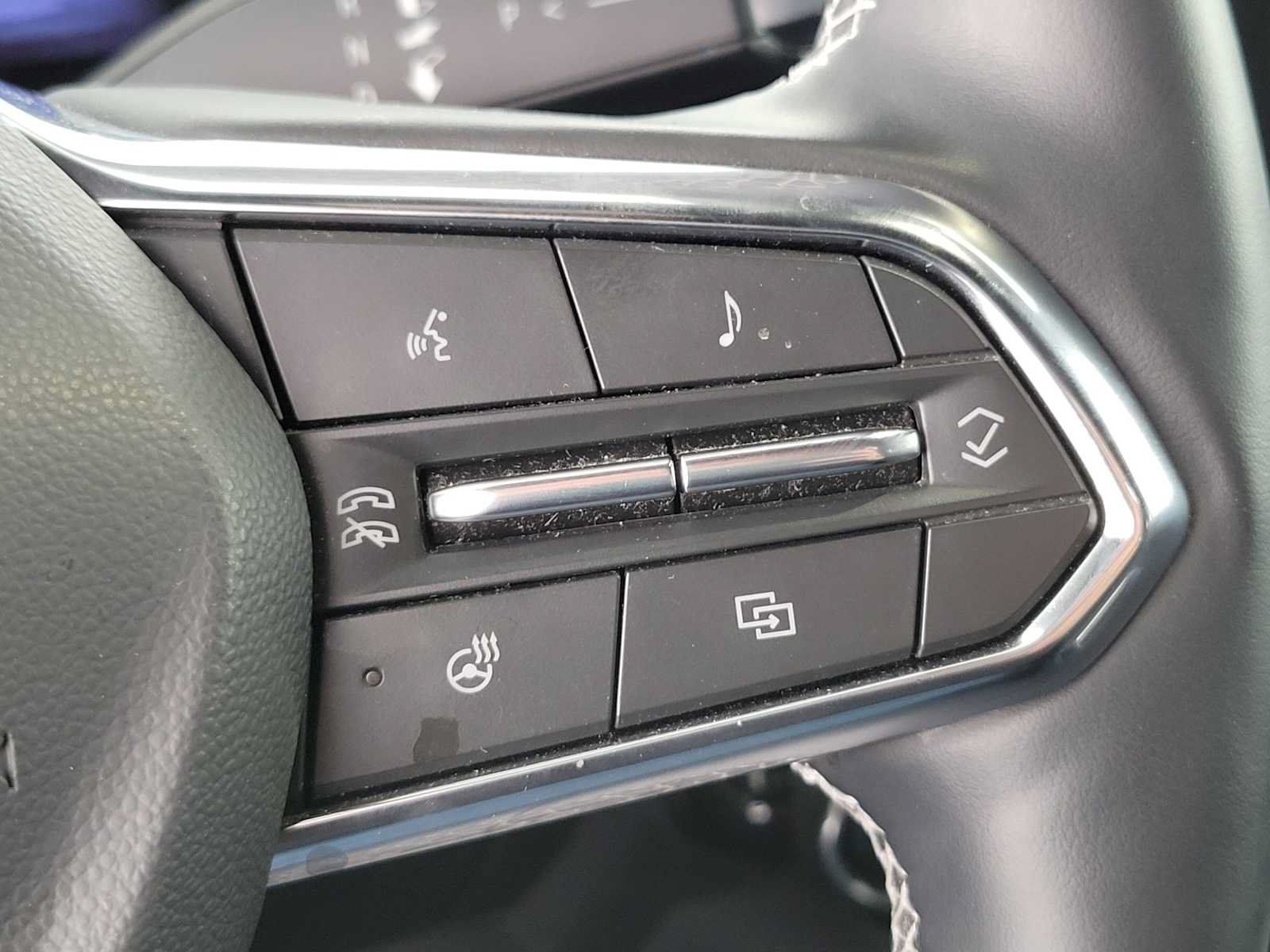 Used 2024 Chevrolet Equinox EV LT FWD image 29