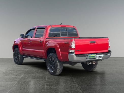 Used 2015 Toyota Tacoma 4x4 Double Cab w/ SR5 Package image 8