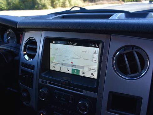 Used 2017 Ford Expedition EL XLT w/ Equipment Group 202A image 27