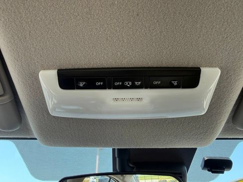 Used 2024 Nissan Versa S w/ S Plus Package FWD image 27