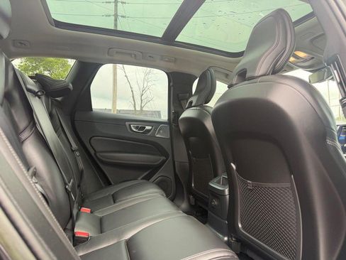 Certified 2023 Volvo XC60 T8 Ultimate AWD/4WD image 11