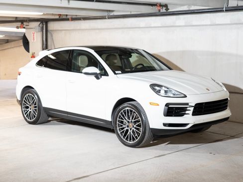 Certified 2021 Porsche Cayenne S AWD/4WD image 7