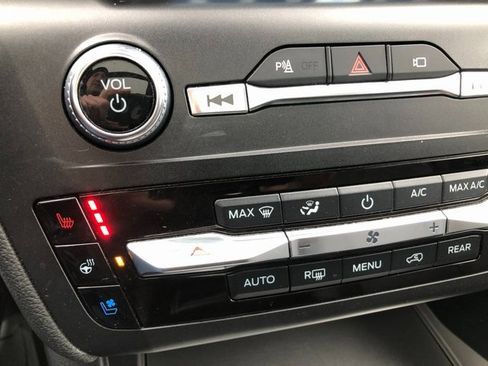 Used 2020 Ford Explorer ST w/ ST Street Pack image 10