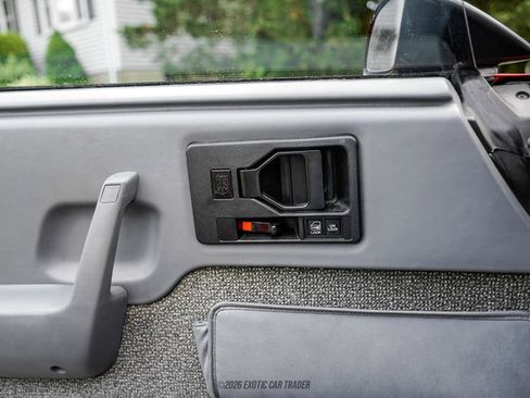Used 1988 Pontiac Fiero GT RWD image 46