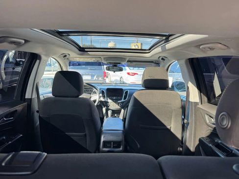 Used 2018 Chevrolet Equinox LT w/ Sun & Infotainment Package image 7