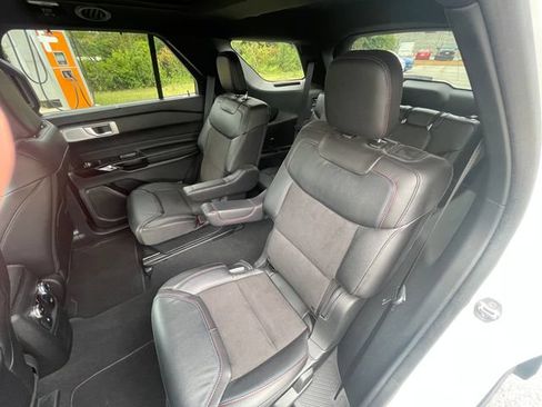 Used 2024 Ford Explorer ST w/ Equipment Group 401A AWD/4WD image 11