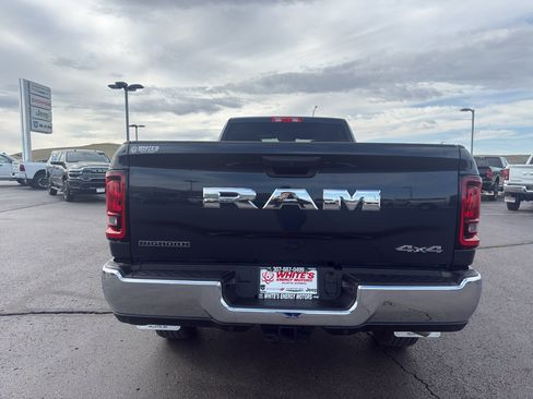New 2026 RAM 3500 Big Horn AWD/4WD image 6