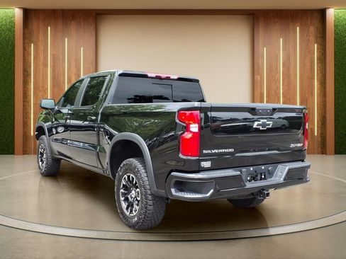 Certified 2025 Chevrolet Silverado 1500 ZR2 w/ Technology Package AWD/4WD image 31