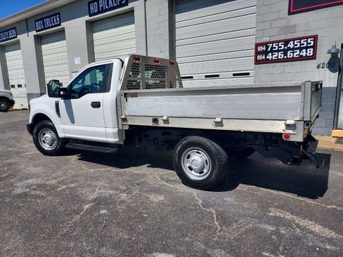 Used 2018 Ford F250 XL RWD image 4