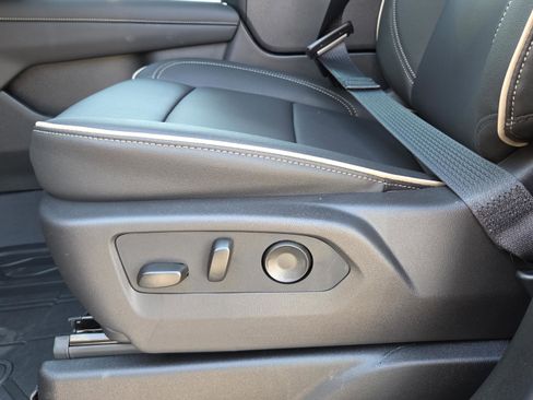 New 2026 Chevrolet Tahoe Premier image 18