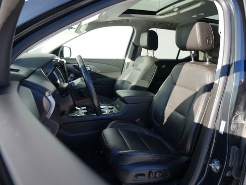 Used 2021 Chevrolet Traverse Premier w/ LPO, Floor Liner Package image 12