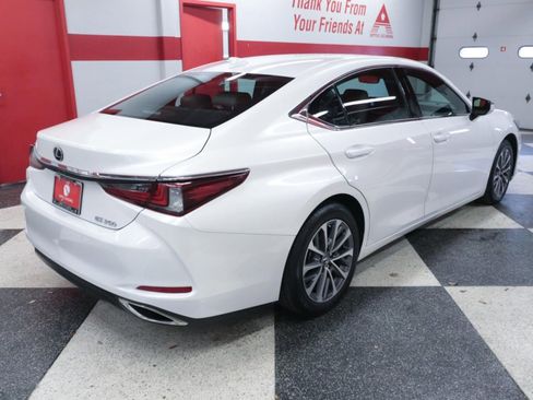 Used 2022 Lexus ES 350 w/ Premium Package FWD image 7
