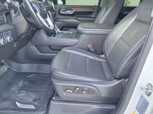 Used 2024 GMC Sierra 2500 Denali w/ Denali Reserve Package image 13