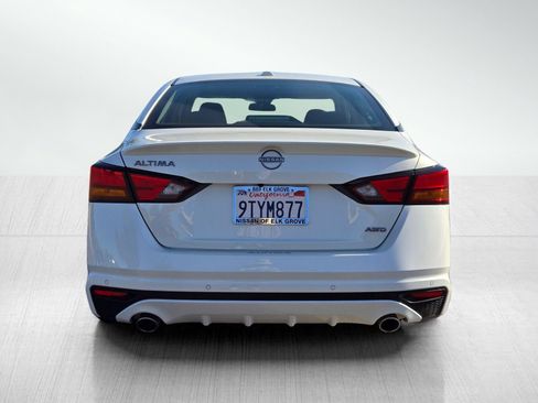 Used 2025 Nissan Altima 2.5 SV w/ SV Special Edition Package AWD/4WD image 5