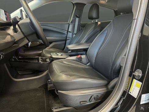 Used 2024 Ford Mustang Mach-E Premium image 4