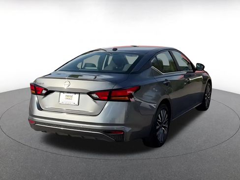 Used 2026 Nissan Altima 2.5 SV FWD image 14