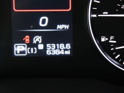 Certified 2026 Subaru Crosstrek 2.5i Premium AWD/4WD image 21