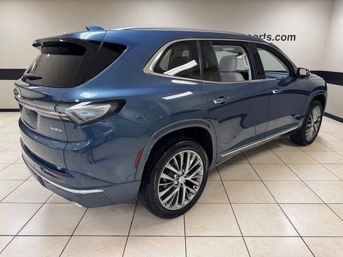 Used 2025 Buick Enclave Avenir w/ LPO, Floor Liner Package image 6