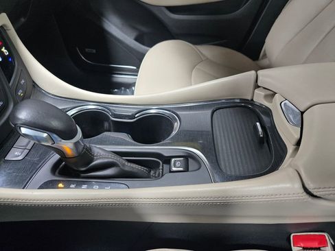 Used 2017 Buick Envision Premium image 28