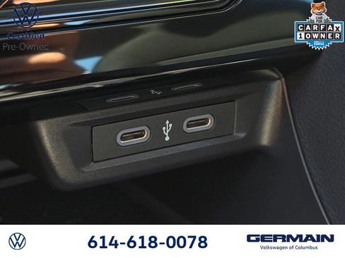 Used 2025 Volkswagen Jetta SE w/ Sunroof Package FWD image 32