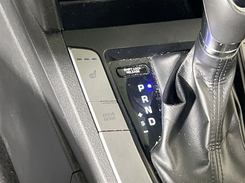 Used 2020 Hyundai Elantra Value Edition w/ Cargo Package (C1) image 19