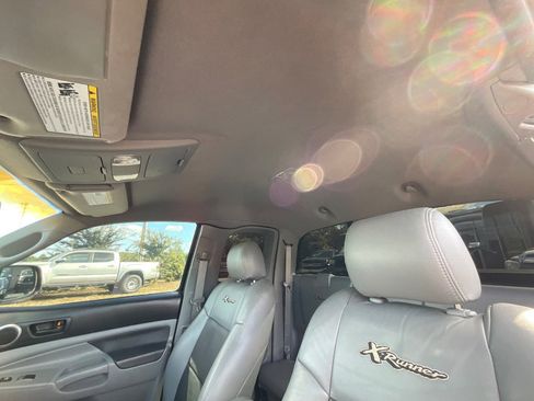 Used 2006 Toyota Tacoma X-Runner image 22