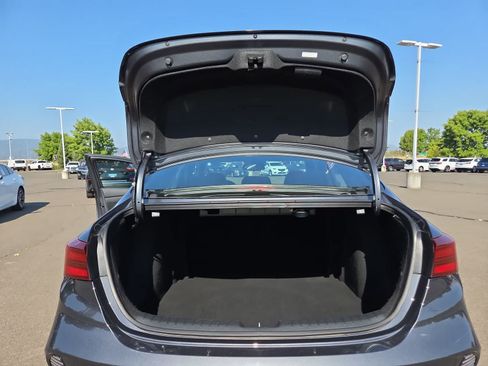 Used 2023 Kia Forte GT-Line w/ GT-Line Premium Package FWD image 27