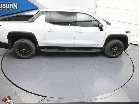 New 2026 Chevrolet Silverado EV LT image 31