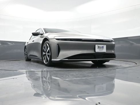 Used 2023 Lucid Air Touring image 33