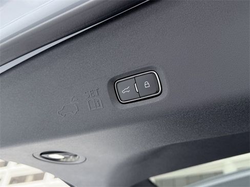 New 2025 Lincoln Navigator Reserve w/ Jet Appearance Package image 16