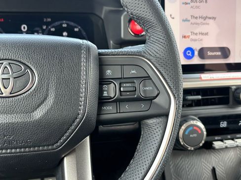 Used 2026 Toyota Tacoma TRD Sport image 18