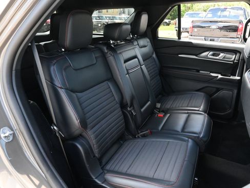 New 2026 Ford Explorer ST-Line w/ Premium Package RWD image 21