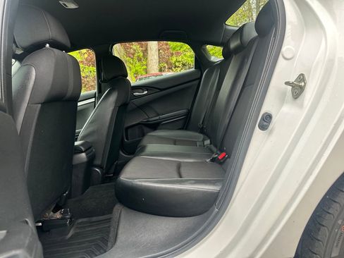 Used 2020 Honda Civic Sport image 13