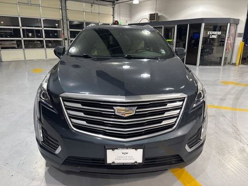 Used 2019 Cadillac XT5 AWD image 3