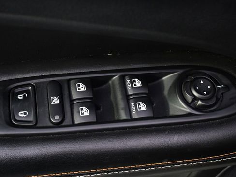 Used 2018 Jeep Compass Latitude w/ Popular Equipment Group image 23