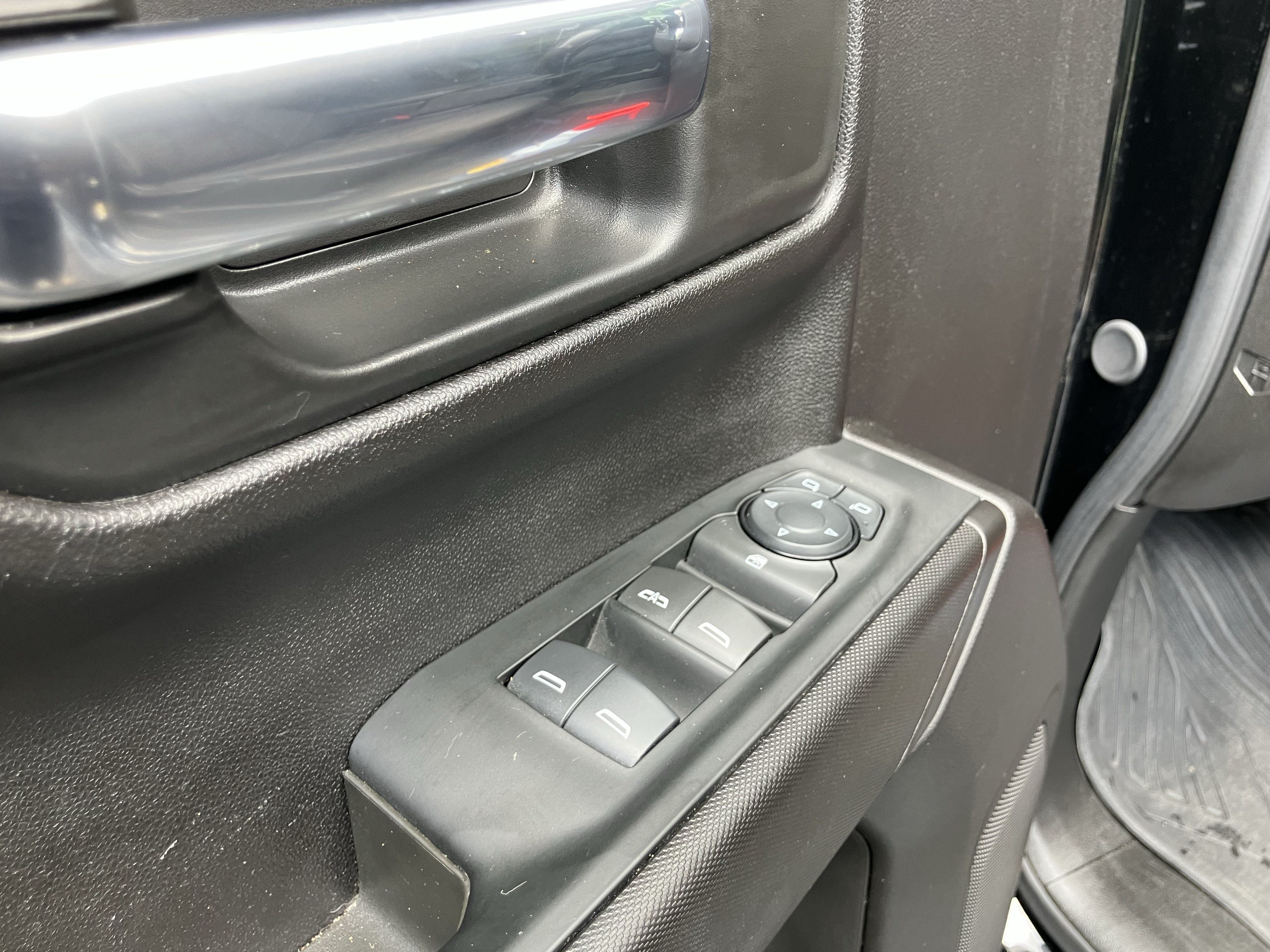 Used 2024 GMC Sierra 1500 Pro w/ Pro Value Package AWD/4WD image 15