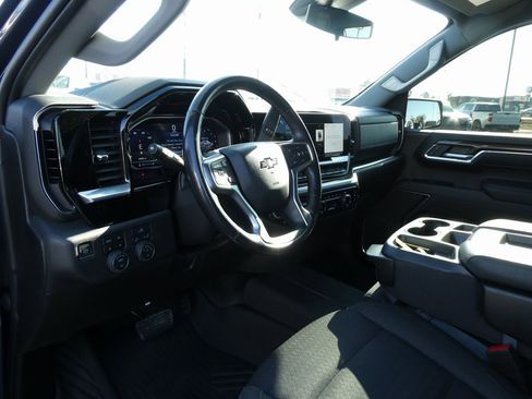 Certified 2022 Chevrolet Silverado 1500 RST image 21