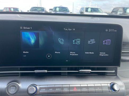 Used 2025 Hyundai Kona SEL image 15