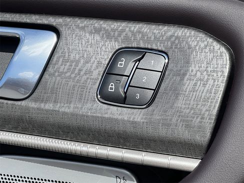 New 2026 Ford Explorer Platinum image 18