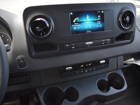 Used 2024 Mercedes-Benz Sprinter 144 Cargo image 14